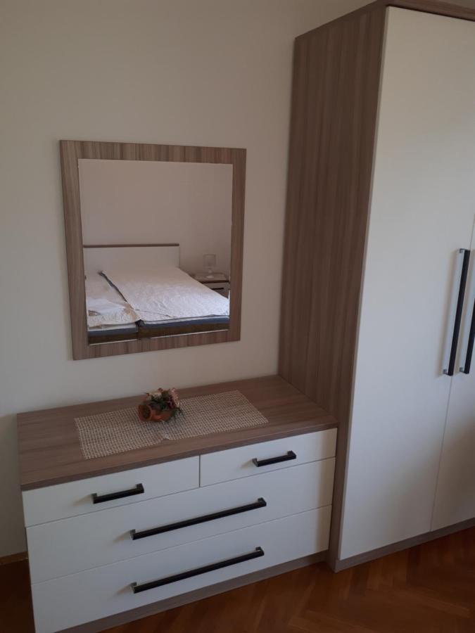 Apartment Groundfloor Jelsa  Εξωτερικό φωτογραφία
