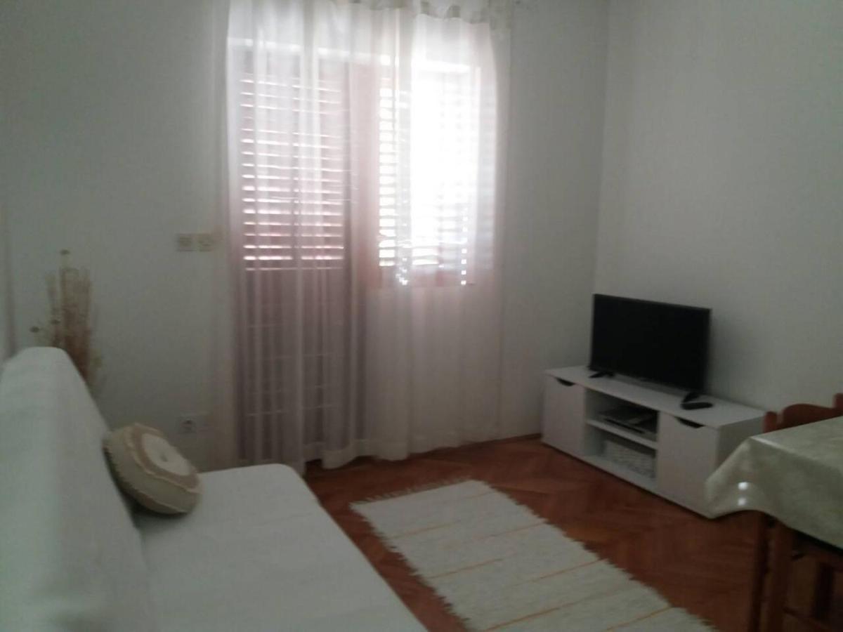 Apartment Groundfloor Jelsa  Εξωτερικό φωτογραφία